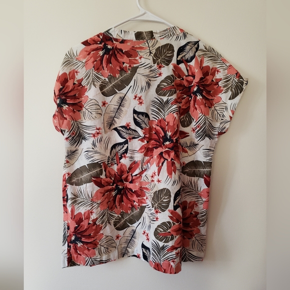 🧡 Tropical floral linen cotton blend short sleeve blouse top - Picture 4 of 5